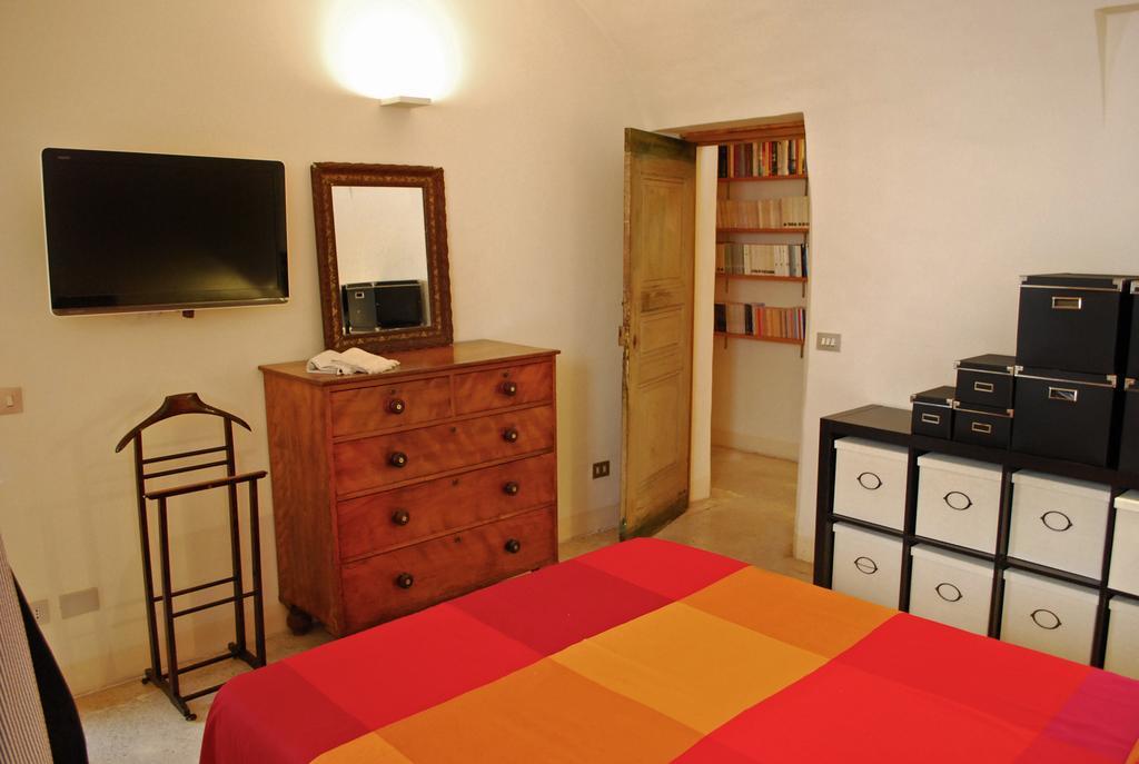 Appartamento Piazza Farnese Rome Room photo