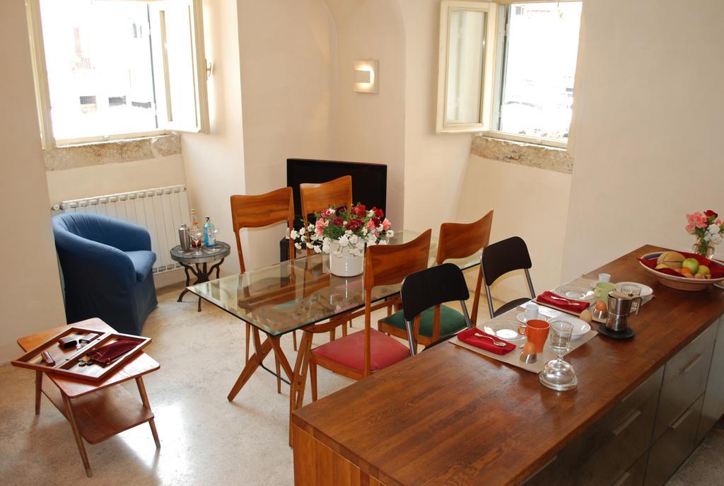 Appartamento Piazza Farnese Rome Room photo