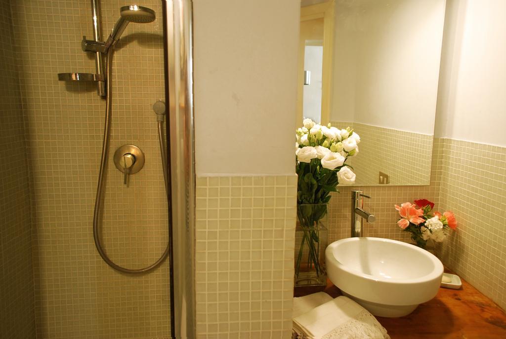 Appartamento Piazza Farnese Rome Room photo